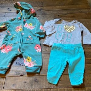 EUC. 2 outfits. Carter’s fleece one piece zip up and shirt and pants set